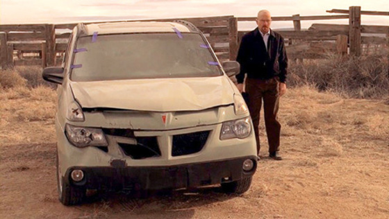 Walter White with his Pontiac Aztec